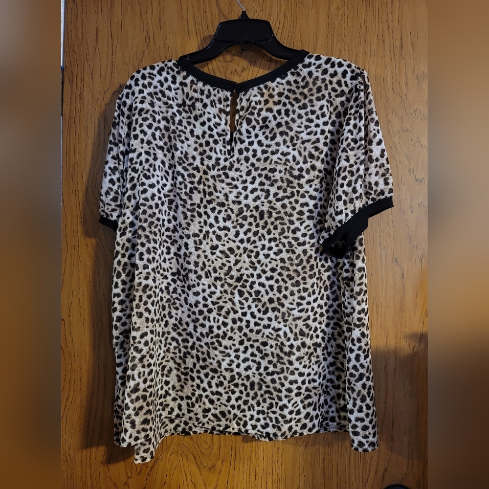 Torrid Top NWT - Picture 2 of 5